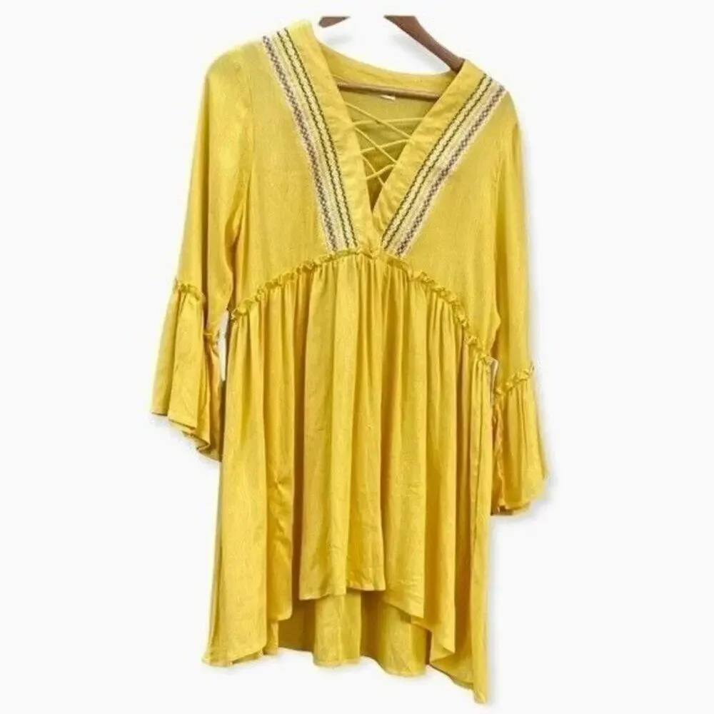 Hazel Embroidered Beach Cover Up Tunic Bell Sleeve Yellow Rayon Women's M NWT